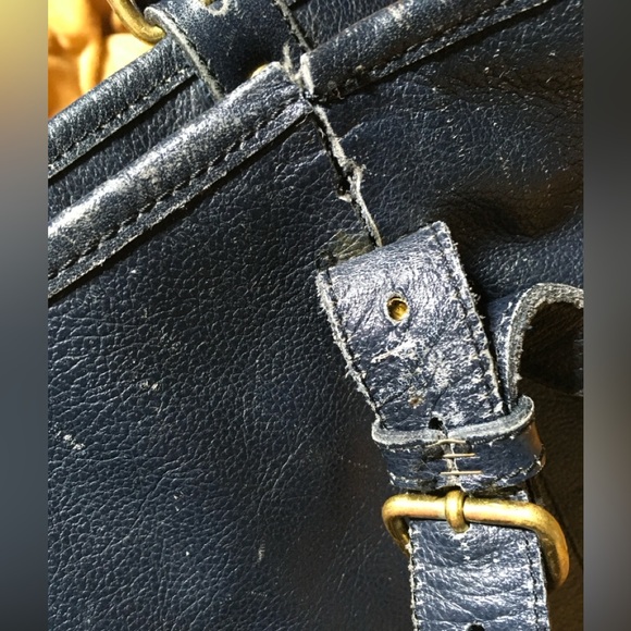 IIBisonte Grained Leather Large Tote Shoulder Handbag DISTRESSED - Picture 15 of 16